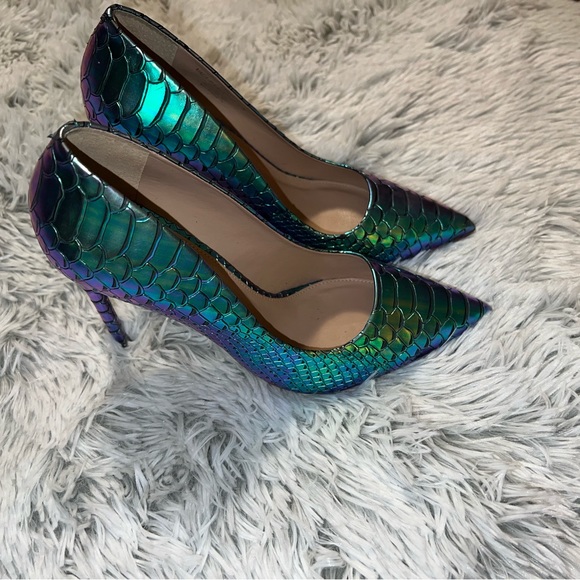 Steve Madden Chromorphous Snakeskin Heels - Picture 6 of 11